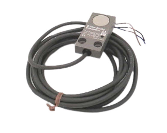 ALLEN BRADLEY 871FM-D5NP25-E2