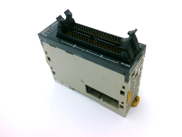 OMRON CJ1W-OD263