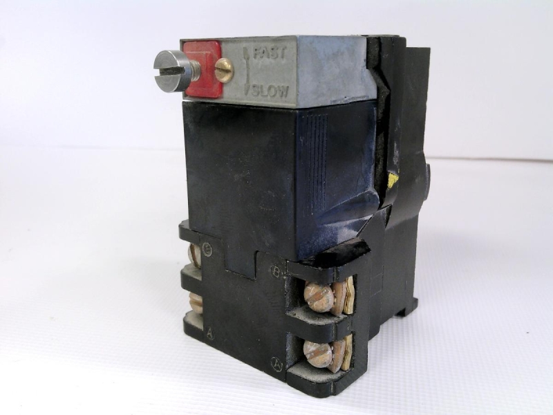 SCHNEIDER ELECTRIC 70141-501.14