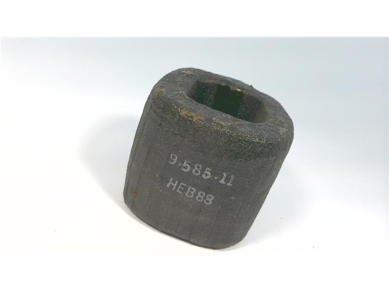 EATON CORPORATION 9-585-11