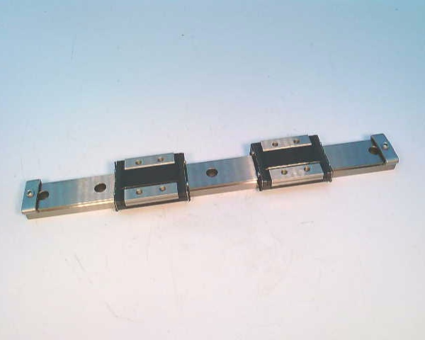 THK 2RSR9WZMUU1200LM