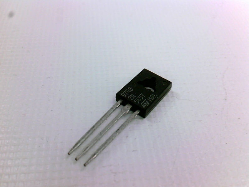 2N5657 by ST MICRO