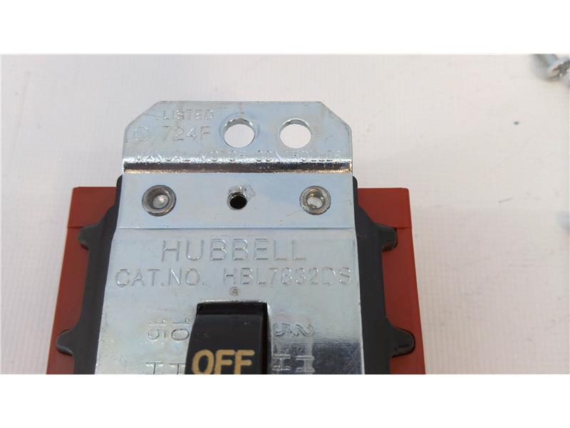 HUBBELL HBL7832DS