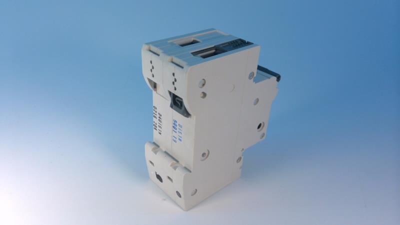 SIEMENS 5SL4504-8