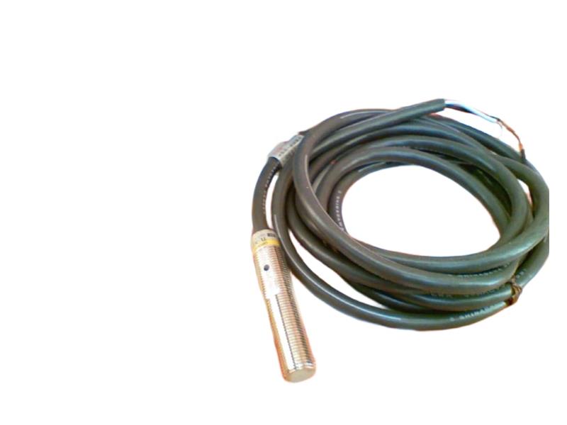 OMRON TL-X2Y2
