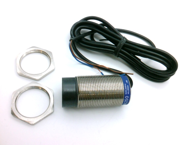 TELEMECANIQUE SENSORS XS2M30MA250