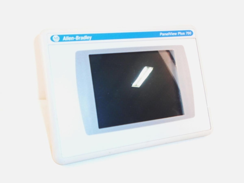 ALLEN BRADLEY 2711P-T7C4A2