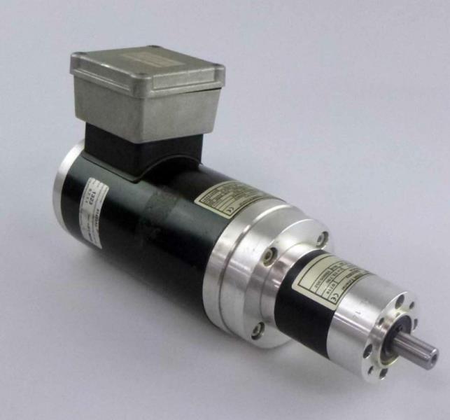 LENZE SPL52-2UVCR-056N22