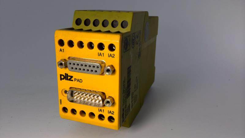 PAD/SI 800/2048I/5VDC by PILZ