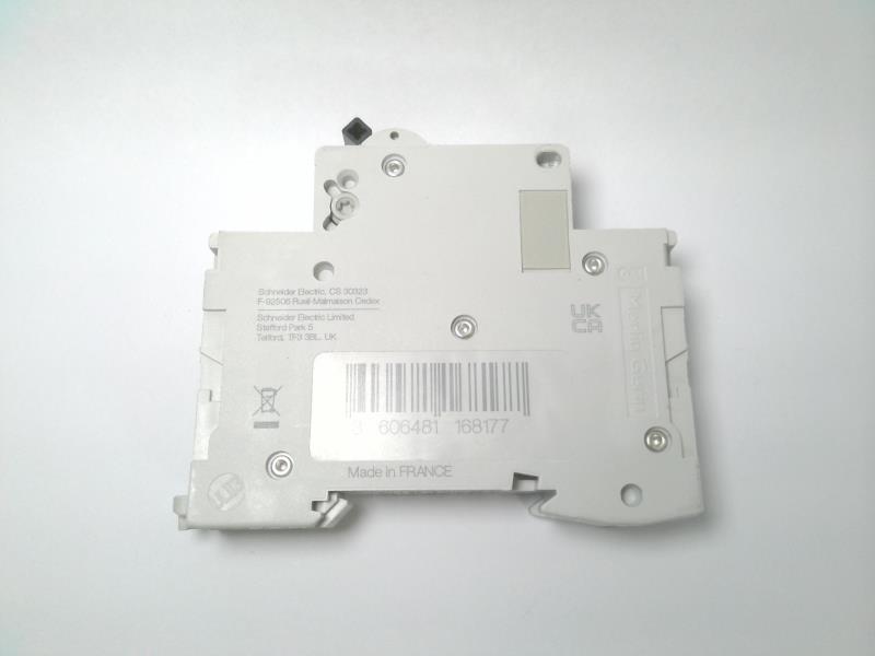 SCHNEIDER ELECTRIC M9F22120