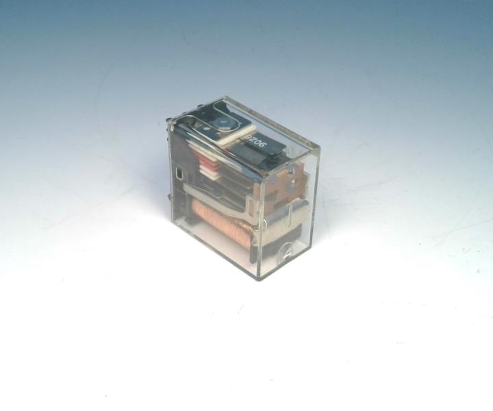 SCHNEIDER ELECTRIC W67RCSX-8