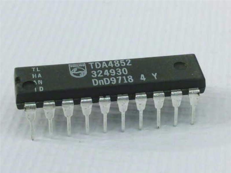 PHILIPS TDA4852