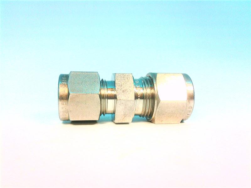 SWAGELOK SS-10M0-6-6