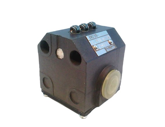 BALLUFF BNS-519-B3-R08-40-13