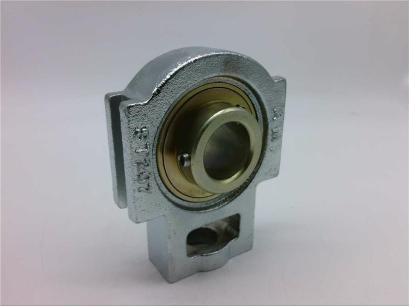 AMI BEARINGS UCST207-20NPMZ2