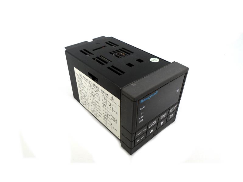 DC300C-0-2A0-10-0000-0 by HONEYWELL