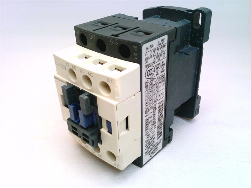 SCHNEIDER ELECTRIC LC1D09M7