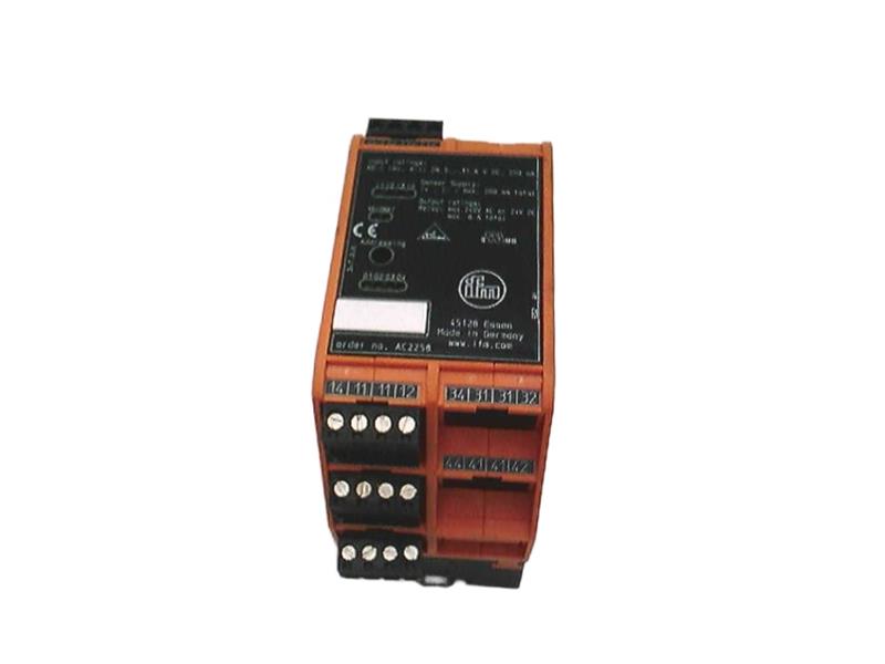 SMARTL50 4DI 4DO R C-AC2258 by EFECTOR