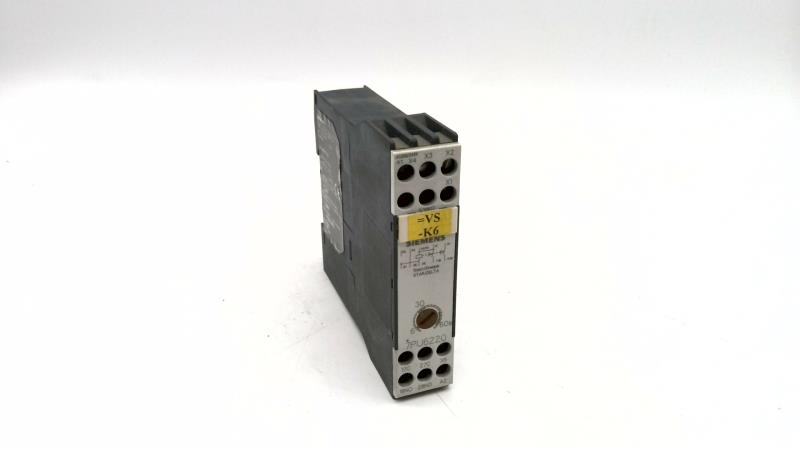 SIEMENS 7PU6220-2NN20
