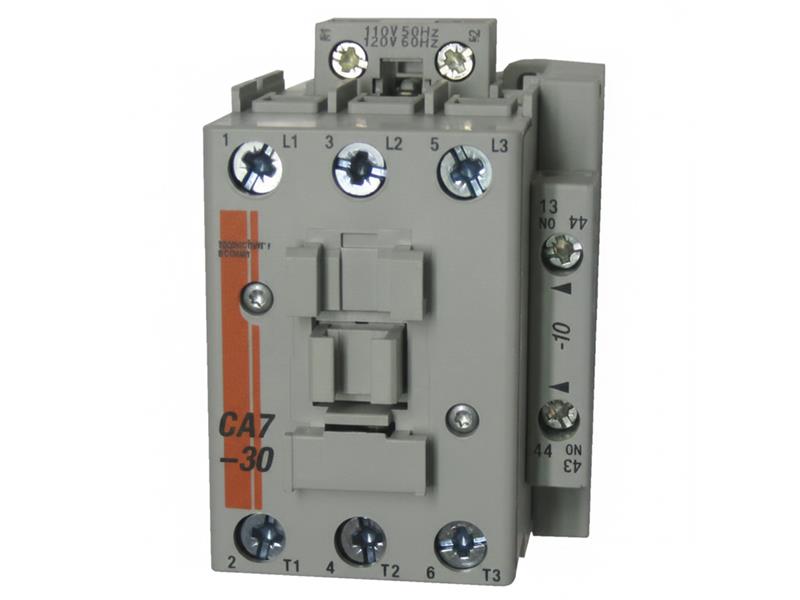 TE CONNECTIVITY 1-1611024-0