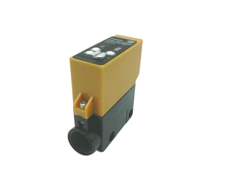 OMRON E3A2-DS70M4D