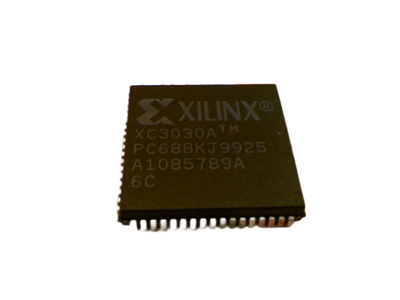 XILINX IC3030A6PC68C