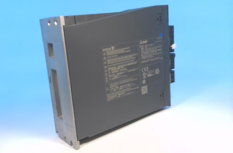 MITSUBISHI MR-J5-100A-RJ