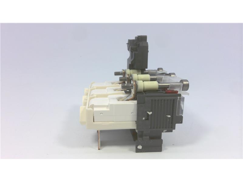 SCHNEIDER ELECTRIC LV429116