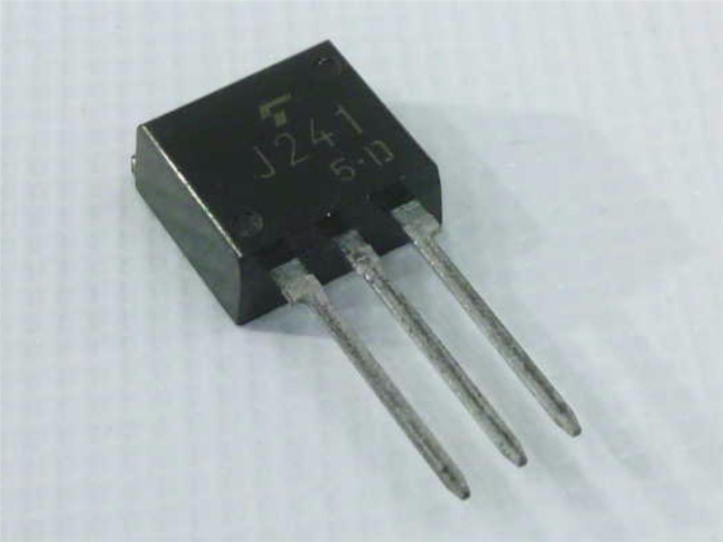 TOSHIBA 2SJ241