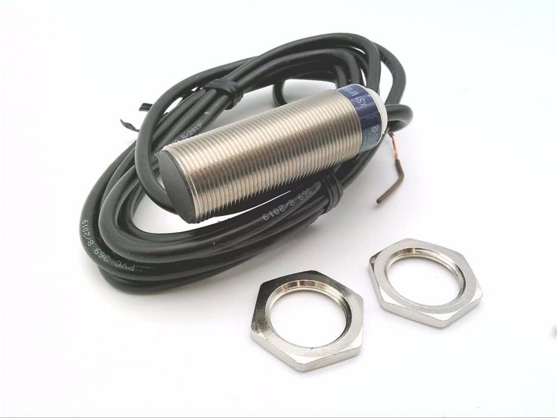 TELEMECANIQUE SENSORS XS1M18AB120