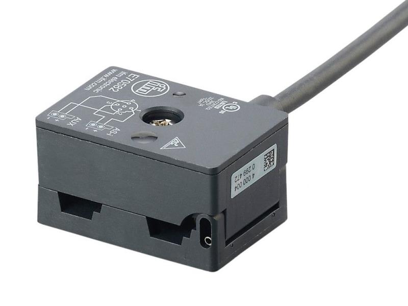 FC SPLITTER AS-I / AUX 1 M M12 UL by EFECTOR