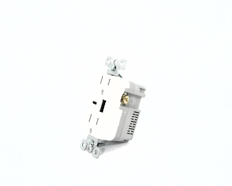 LEGRAND R26USBAC6W