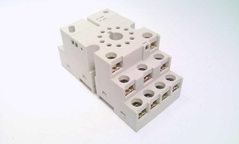 SCHNEIDER ELECTRIC 70-750D11-1