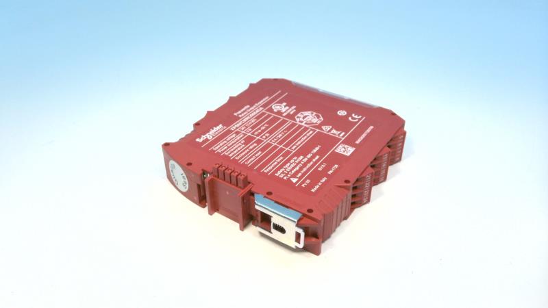 SCHNEIDER ELECTRIC XPSMCMRO0004DA