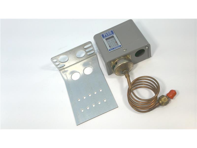 JOHNSON CONTROLS P70CA-1C