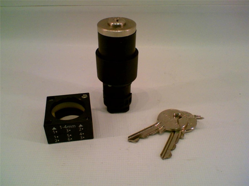 SIEMENS 3SB3000-4MD01-Z