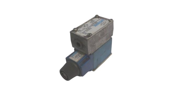 DG4V-3-2B-M-W-B-40 by EATON CORPORATION