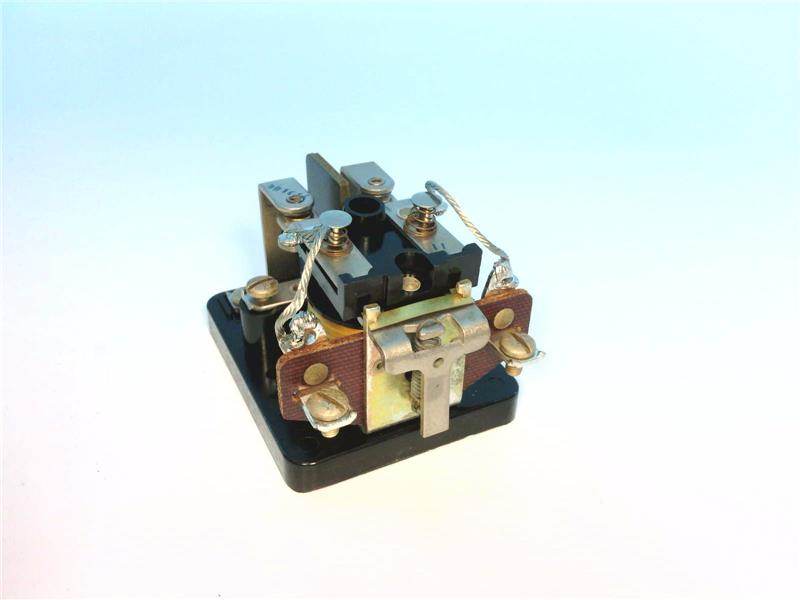 TE CONNECTIVITY PR11AY-120