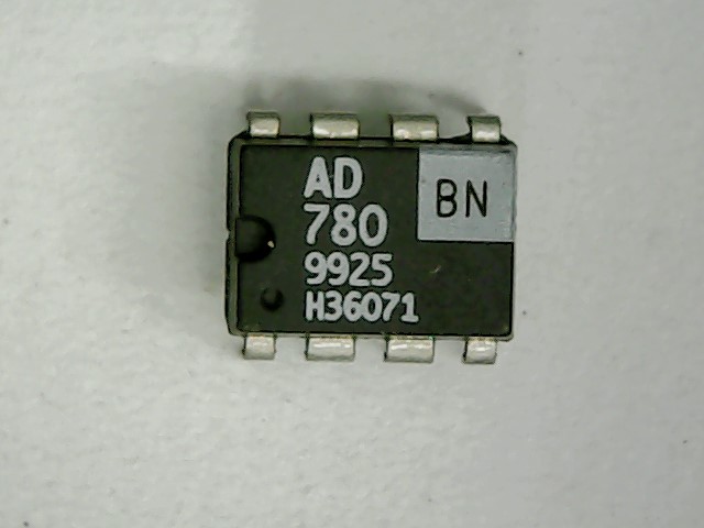 AD780ANZ by ANALOG DEVICES
