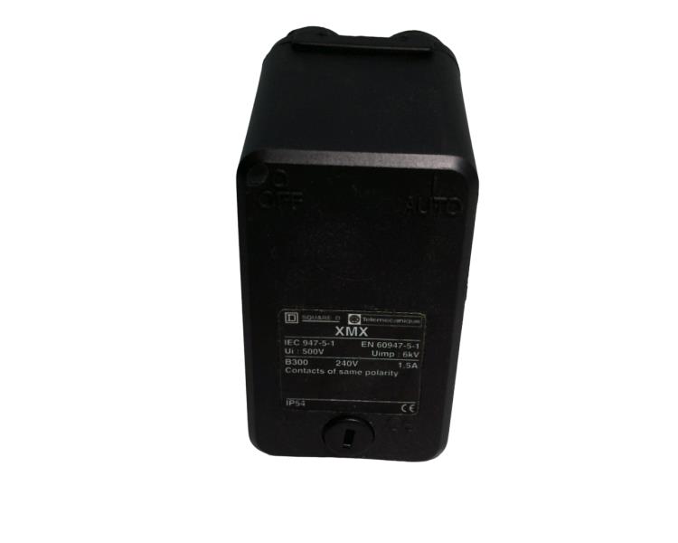 SCHNEIDER ELECTRIC XMX-A25L2135