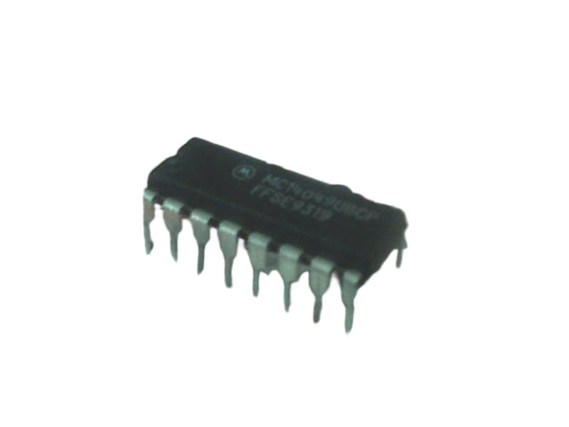 MC1404PUBCP by NXP SEMICONDUCTOR