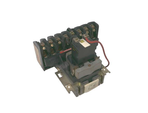 SCHNEIDER ELECTRIC 8903-LLO-60-V04