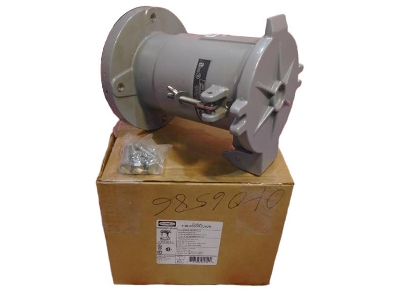 HUBBELL HBL3200RS2WR