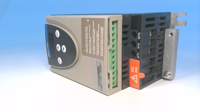SCHNEIDER ELECTRIC ATV-11HU05M2E