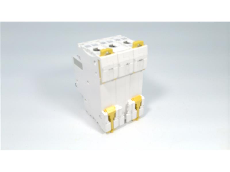 SCHNEIDER ELECTRIC A9F75316