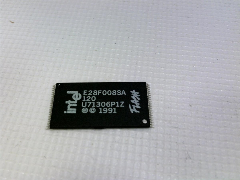 INTEL E28F008SA120
