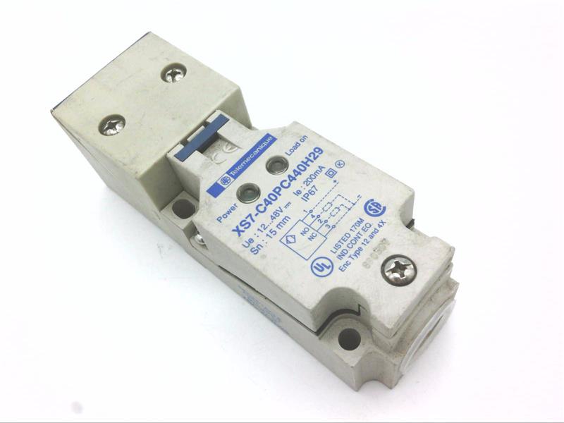 SCHNEIDER ELECTRIC XS7-C40PC440H29