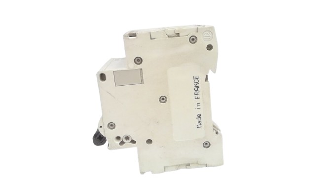 SCHNEIDER ELECTRIC 24536