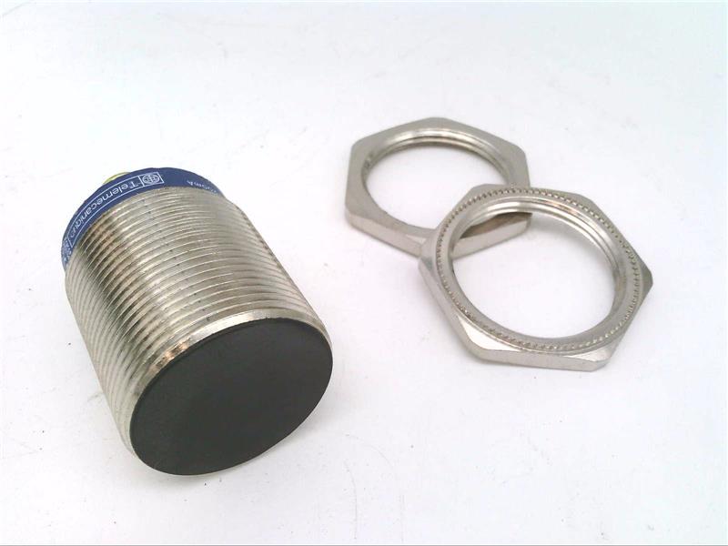 SCHNEIDER ELECTRIC XS1 N30PB340D