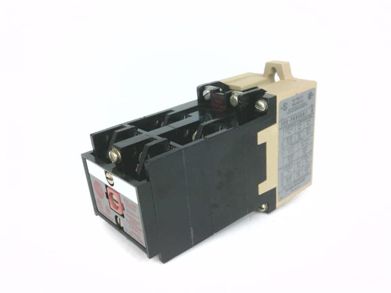 ALLEN BRADLEY 700-PK800A1